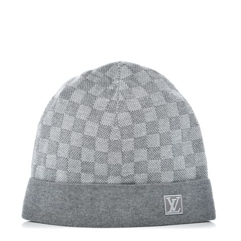 bonnet homme louis vuitton|Louis Vuitton beanie and scarf.